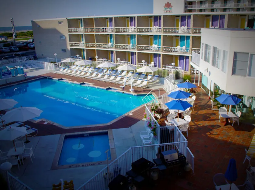 The Jolly Roger Motel - Image 1