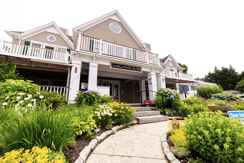 Inn On Peaks Island - Image 1