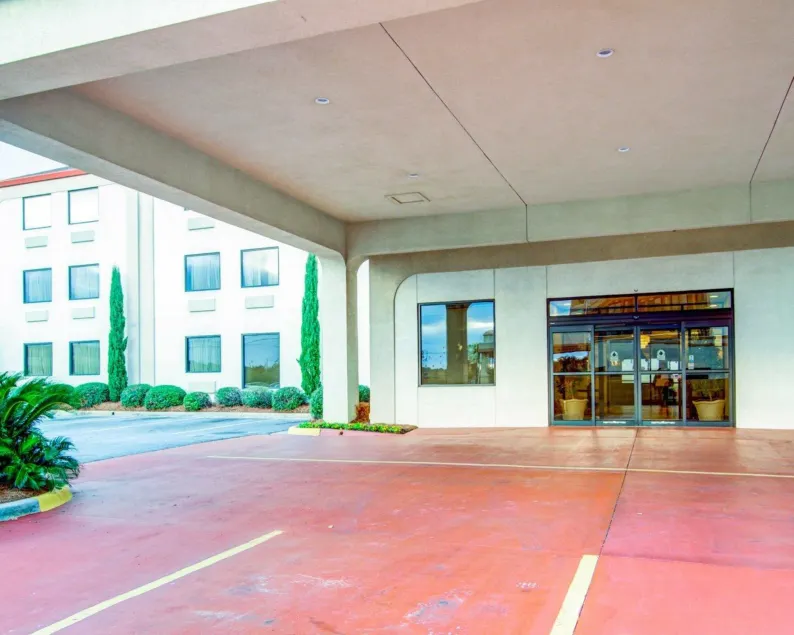 Comfort Inn Columbus near Fort Benning - Image 1