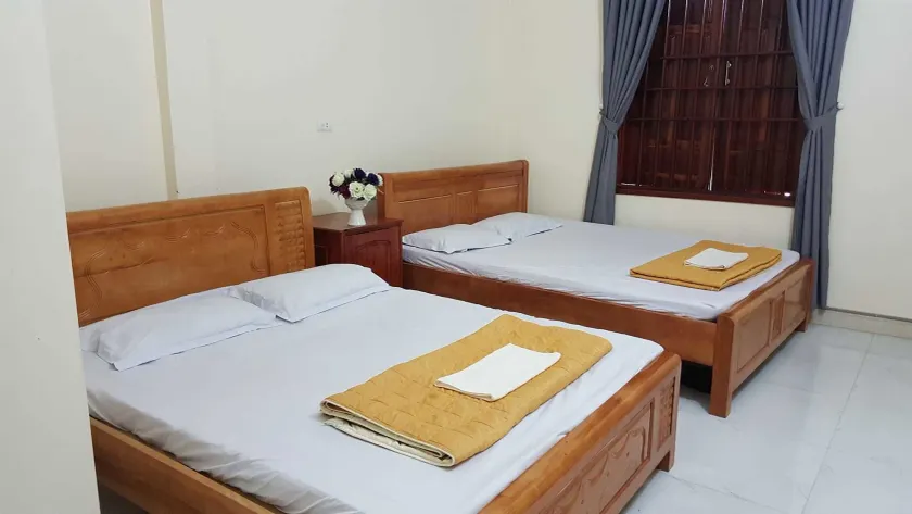Hoa Chau - Image 1