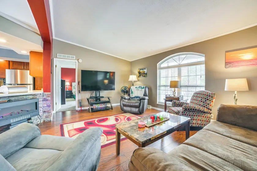 Serene Presque Isle Harbor Home on Sunrise Side! - Image 1