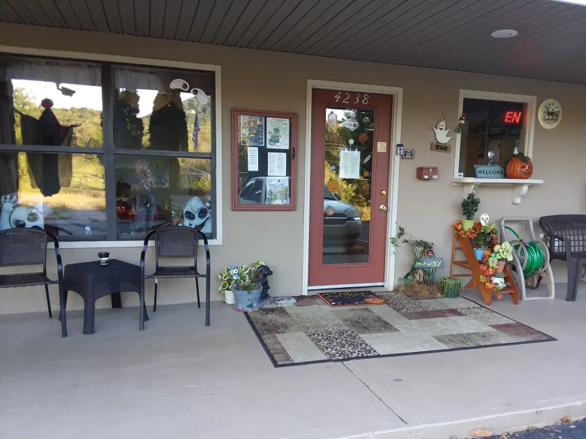 Chatuge Mountain Inn - Image 1