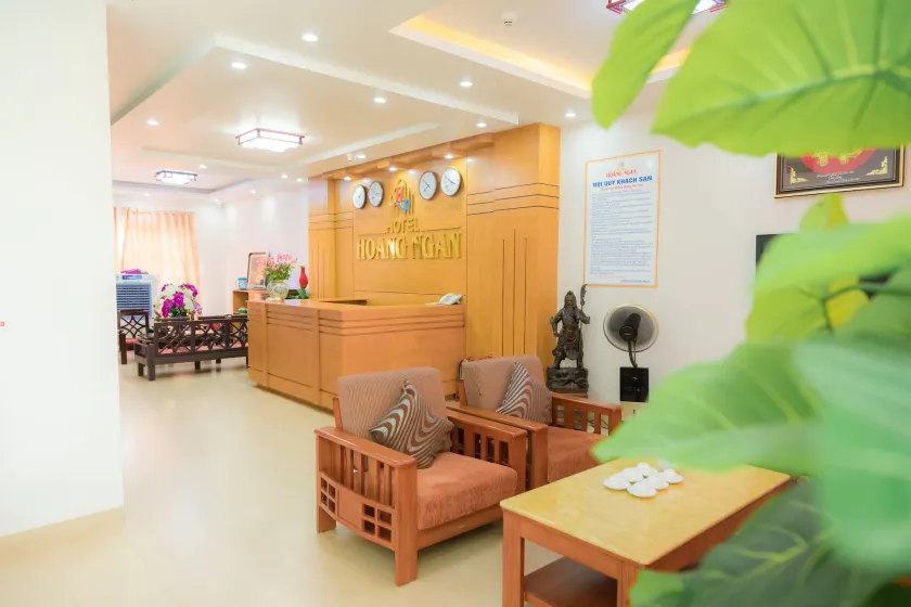 Hoang Ngan Hotel - Image 1