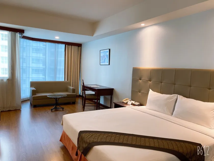 Tai Pan Hotel - Image 1