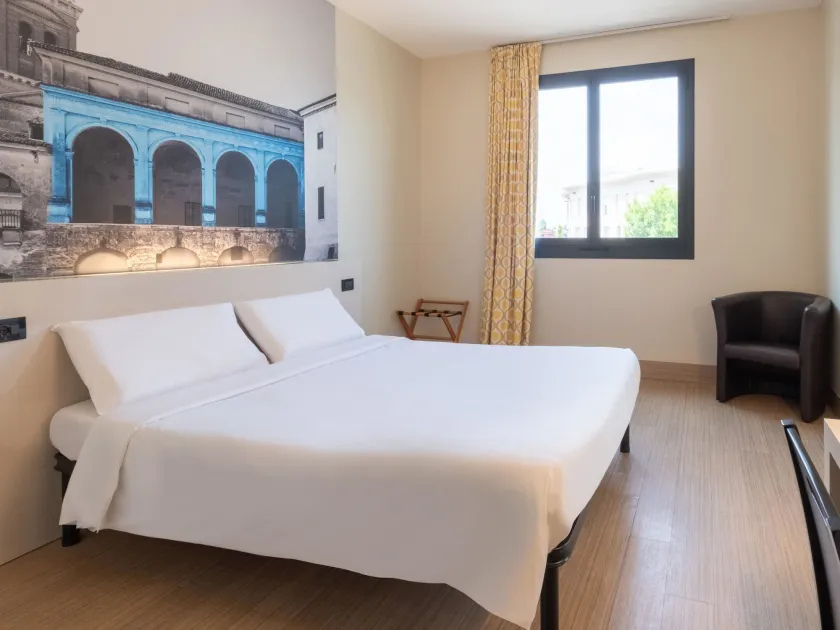 B&B HOTEL Mantova - Image 1
