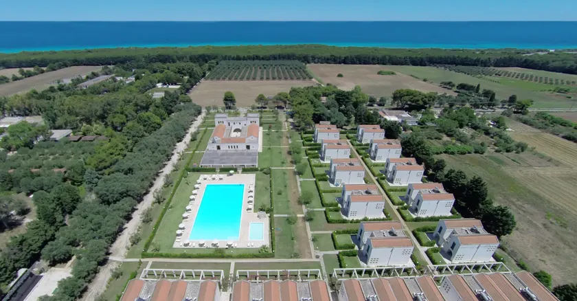 Blumare Resort - Image 1