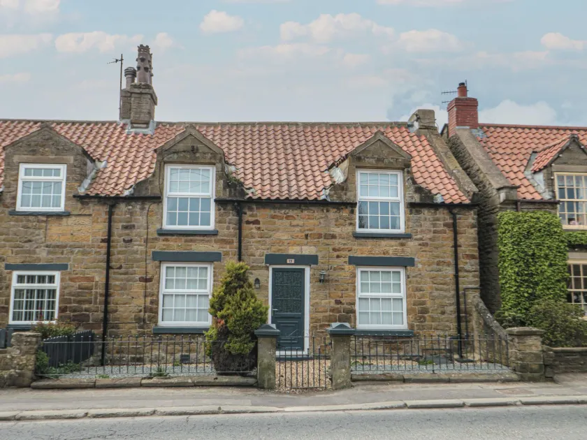 15 High Street - Image 1