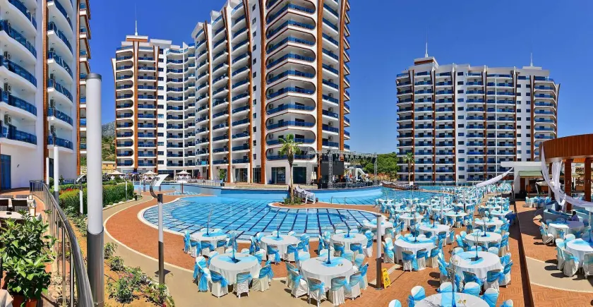 Azura Complex - Image 1