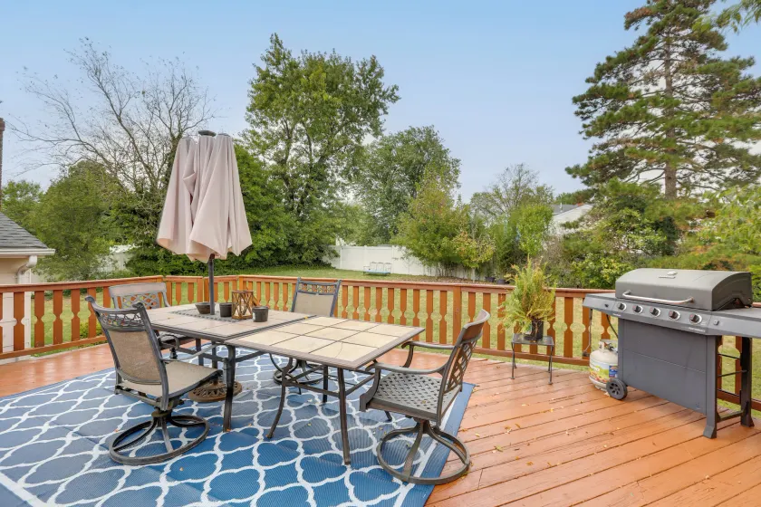 Somerset Home w/ Large Yard Near Parks & Trails - Image 1