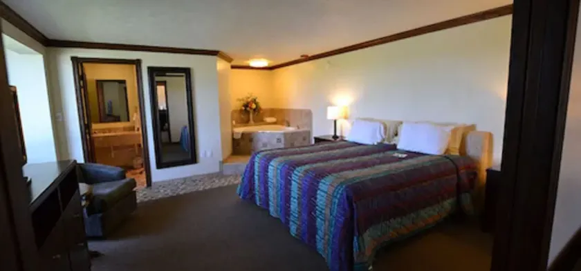 Candlestone Golf and Resort - Image 1