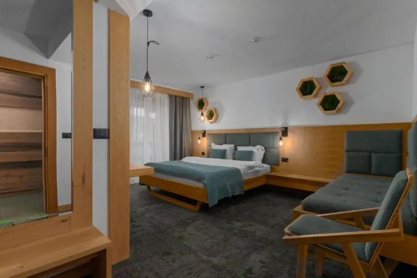 Forest Green & Spa - Quarto