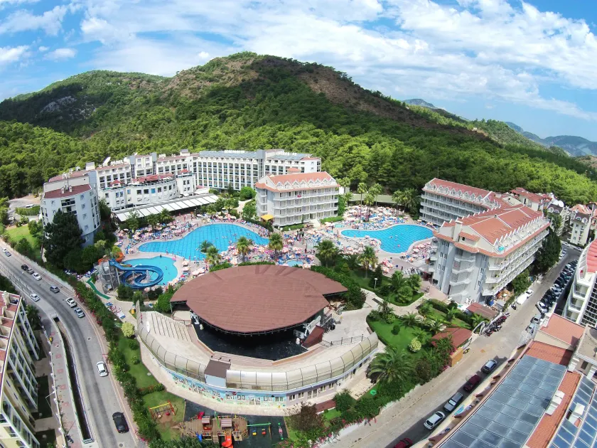 Green Nature Resort and Spa - Image 1