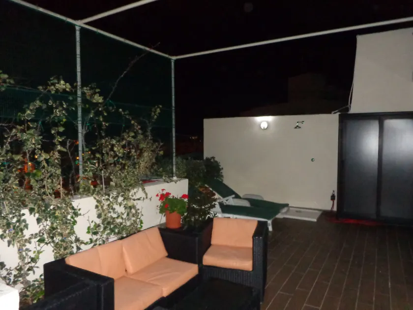 Lovely Penthouse With Private sun Terrace Between Valletta and Sliema - Image 1