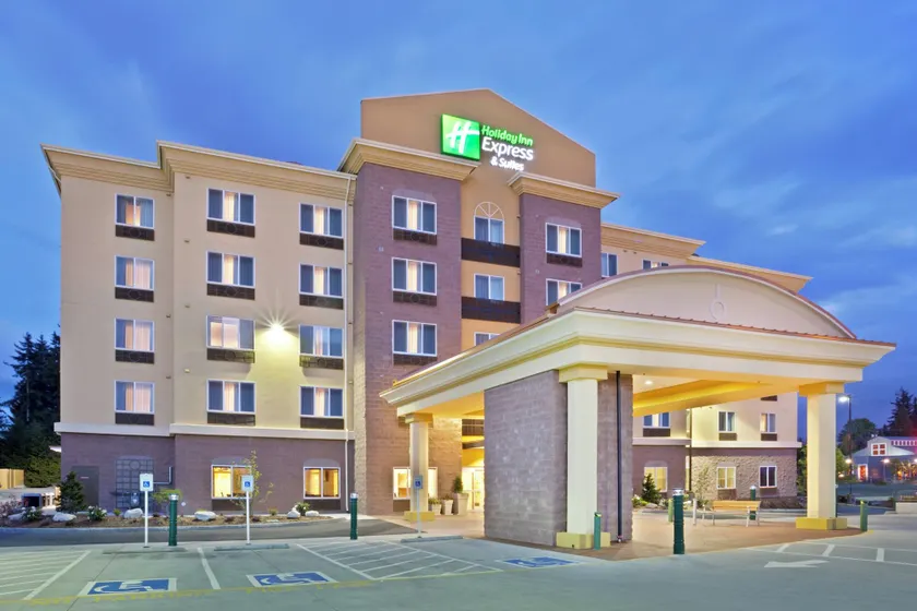 Holiday Inn Express Hotel & Suites Seattle North - Lynnwood by IHG - Image 1