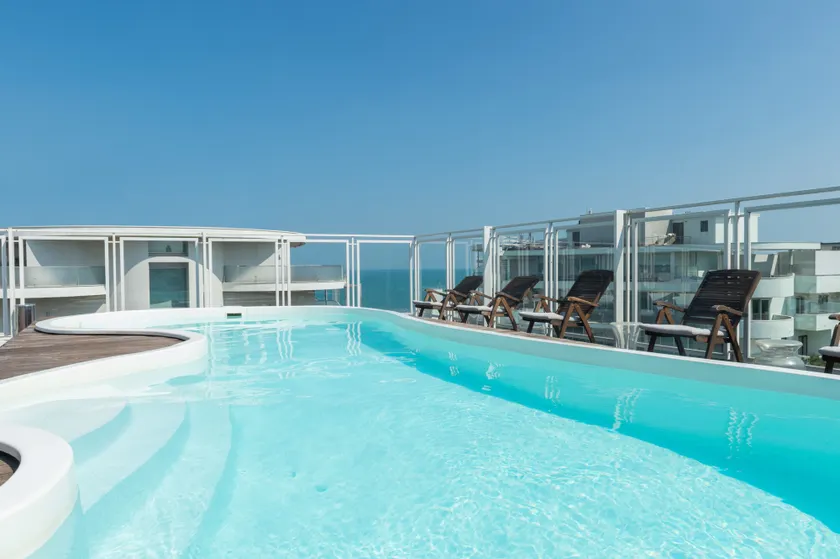 Perla Verde Hotel - Image 1