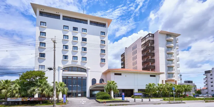 Hotel Yugaf Inn Okinawa - Image 1