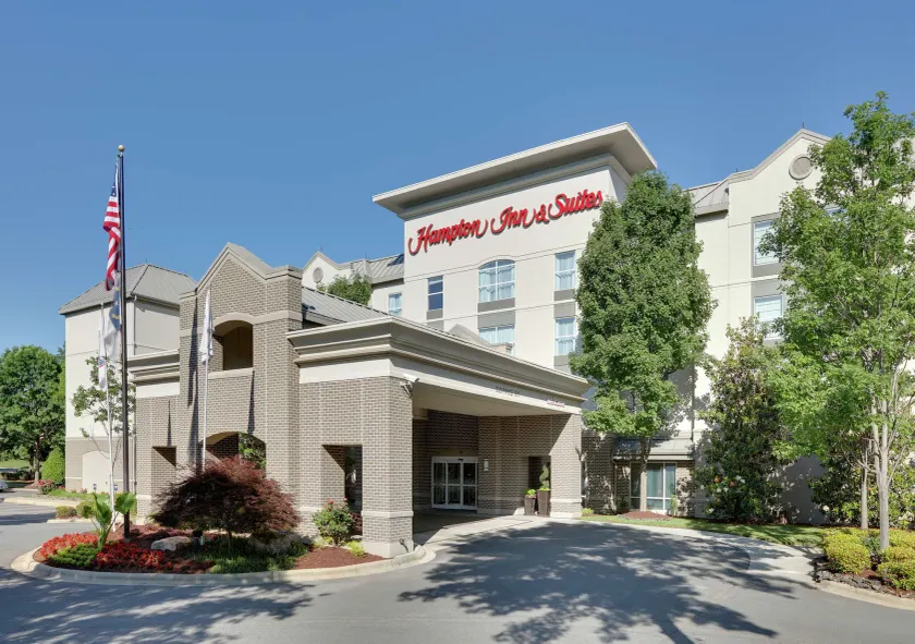 Hampton Inn & Suites Mooresville/Lake Norman - Image 1