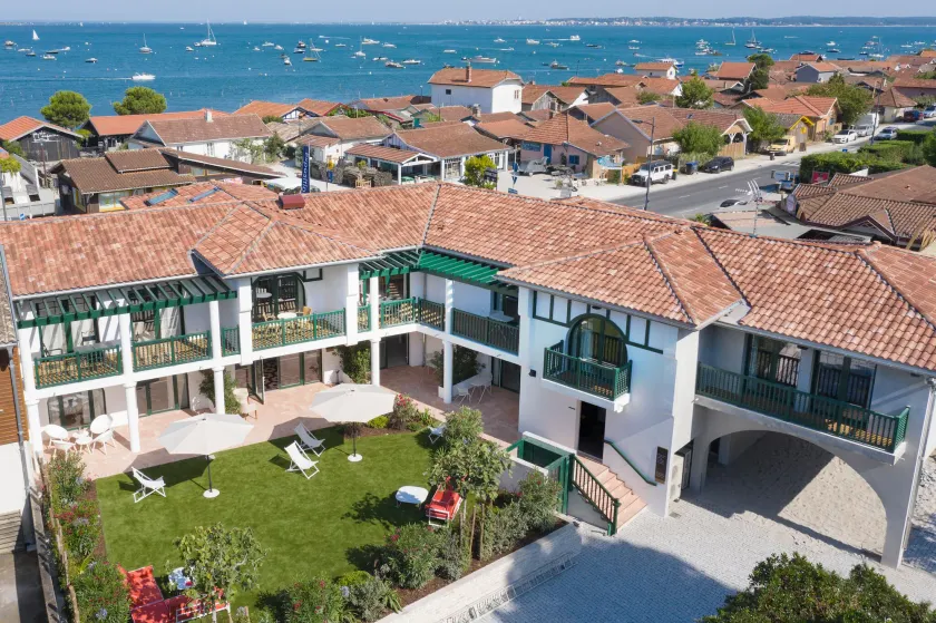 Villa Aitama - Image 1