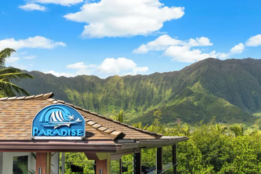 Paradise Bay Resort - Image 1