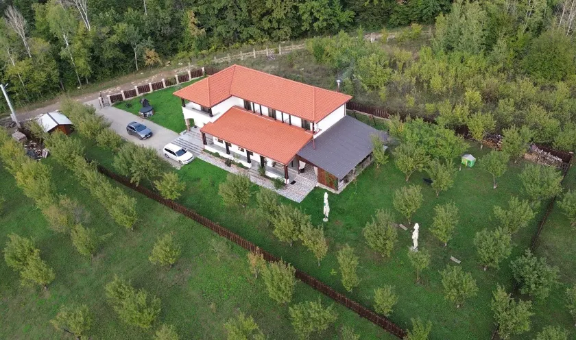 Pensiunea Emelys, Iasi - Image 1