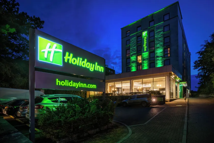 Holiday Inn Bournemouth by IHG - Image 1