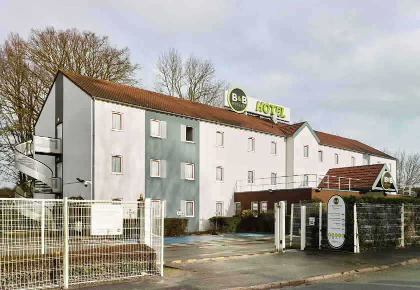 B&B HOTEL Saint-Michel sur Orge - Image 1