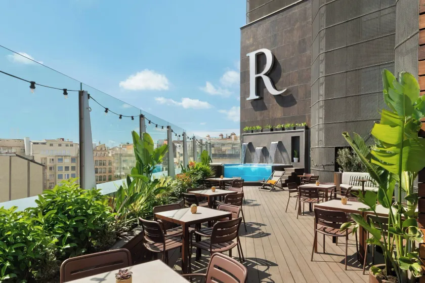Renaissance Barcelona Hotel A Marriott Luxury & Lifestyle Hotel - Image 1