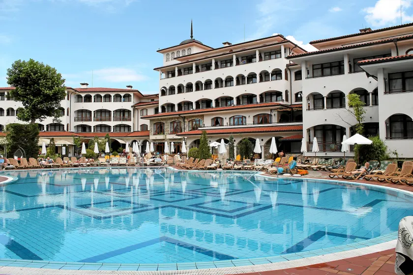 Helena Park - Ultra All Inclusive - Image 1