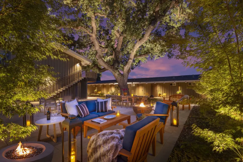 The Cottages Hotel - Image 1