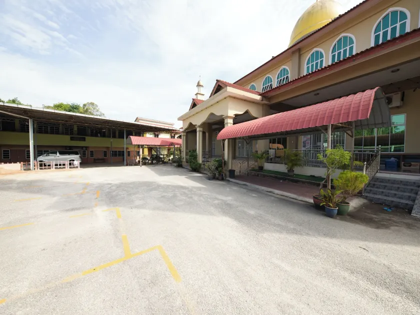 OYO 91004 Homestay Masjid At Taqwa (Syariah) - Image 1