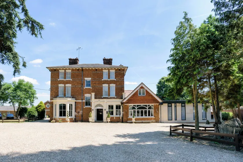 Steventon House Hotel - Image 1