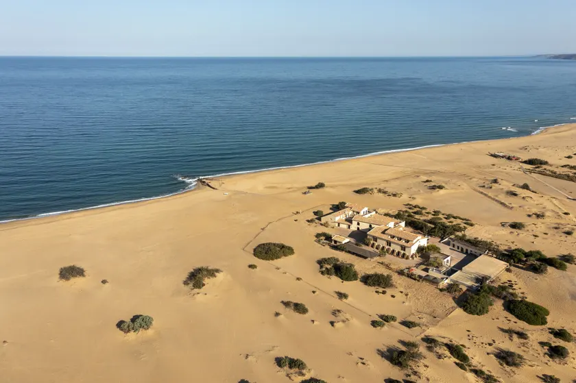 Hotel Le Dune Piscinas - Image 1