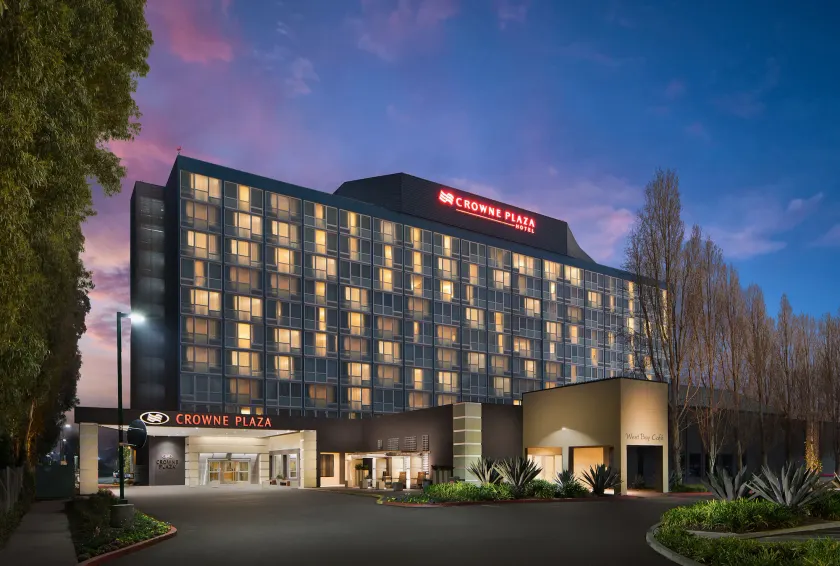 Crowne Plaza San Francisco Airport by IHG - Image 1