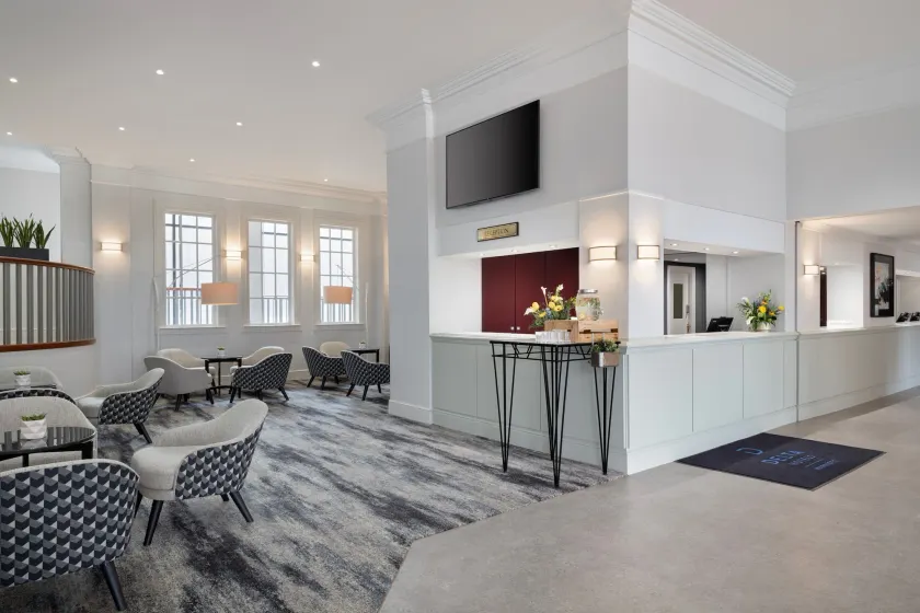 Delta Hotels by Marriott Heathrow Windsor - Image 1
