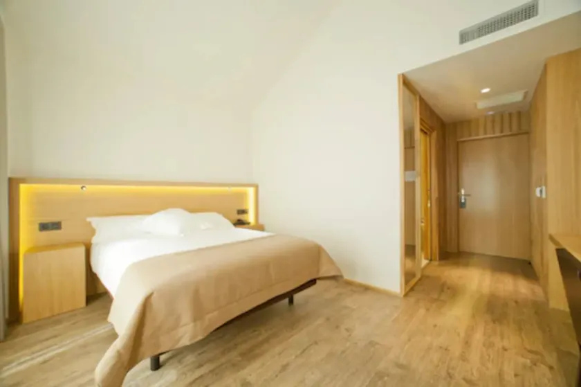 Hotel Araba - Image 1