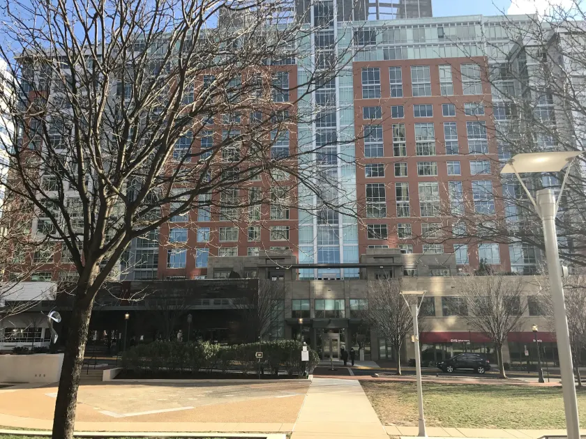 LRV Avant at Reston Town Center - Image 1