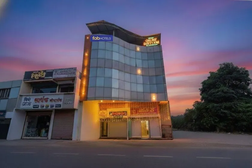 Kanak Executive - Image 1