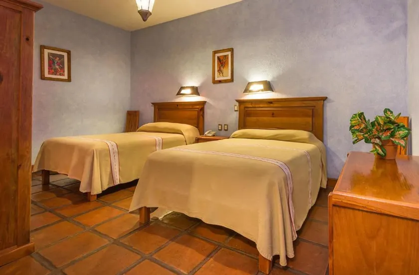 Hotel Refugio del Ángel - Image 1