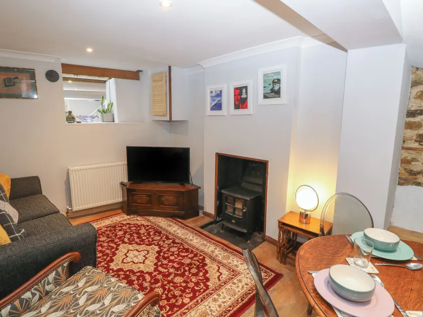 5A Castle Street - Image 1