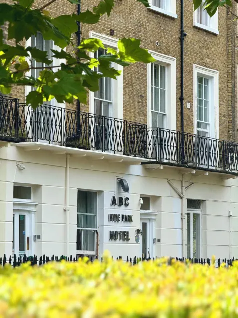 ABC Hyde Park Hotel - Image 1