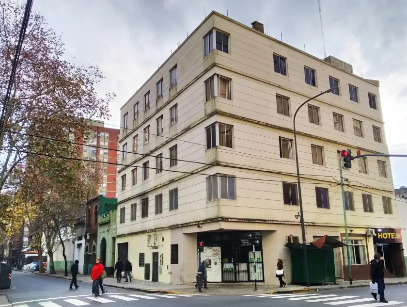 Hotel Lua - Image 1
