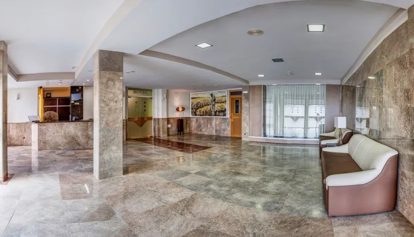 Hotel Spa Rio Ucero - Image 1