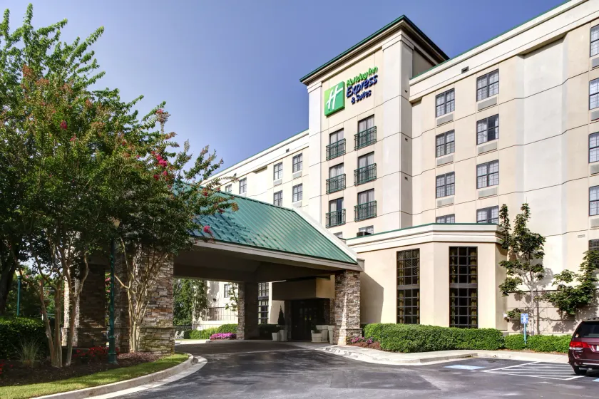 Holiday Inn Express Hotel & Suites Atlanta Buckhead by IHG - Image 1