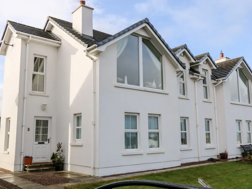 Seaview - Image 1