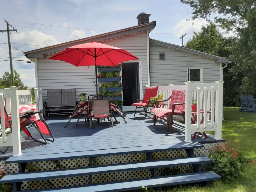 The Little Warm House - bed and Breakfast for Rent - Image 1
