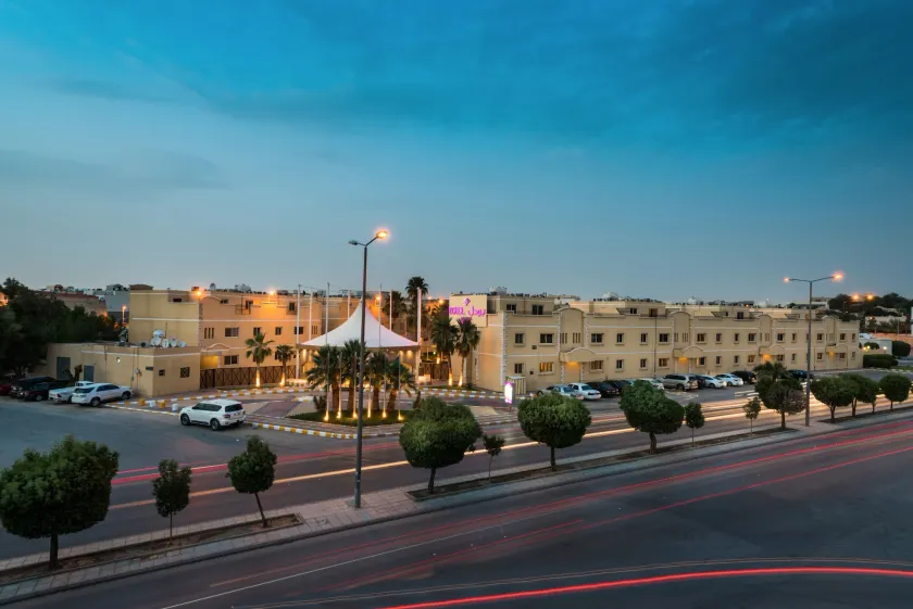 Boudl Al Malaz - Image 1