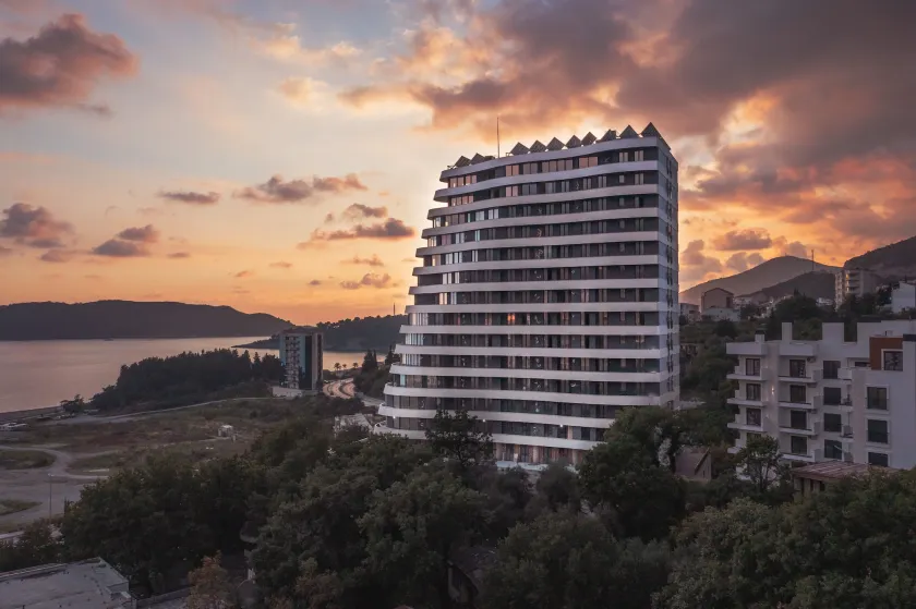 Skyline resort - Image 1