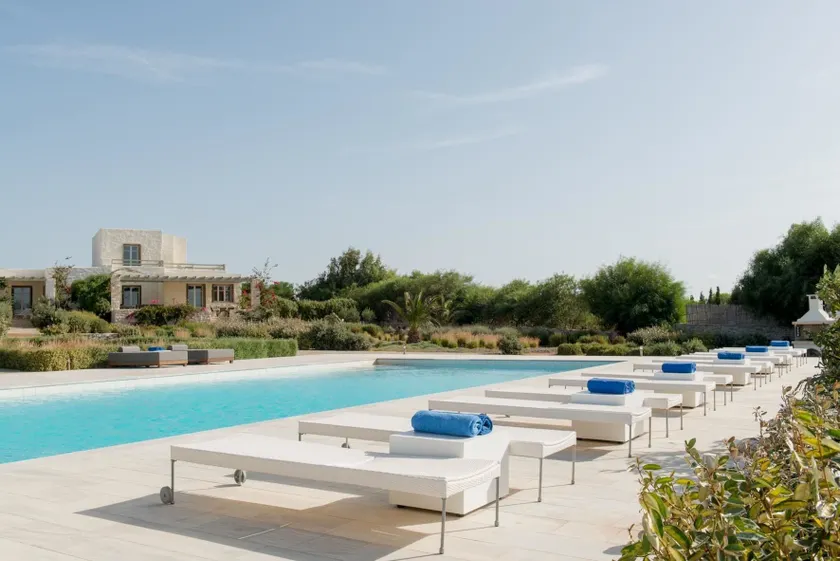 Stagones Luxury Villas - Image 1