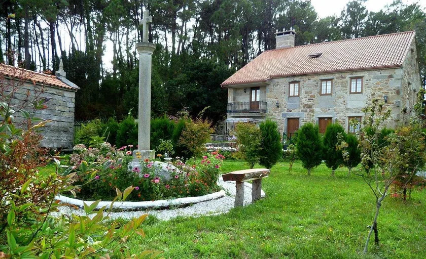 Casal de Cereixo - Image 1