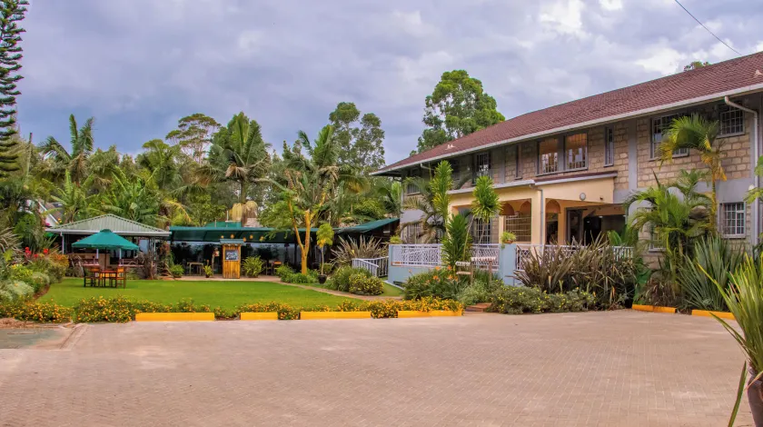 Acacia Tree Lodge - Image 1